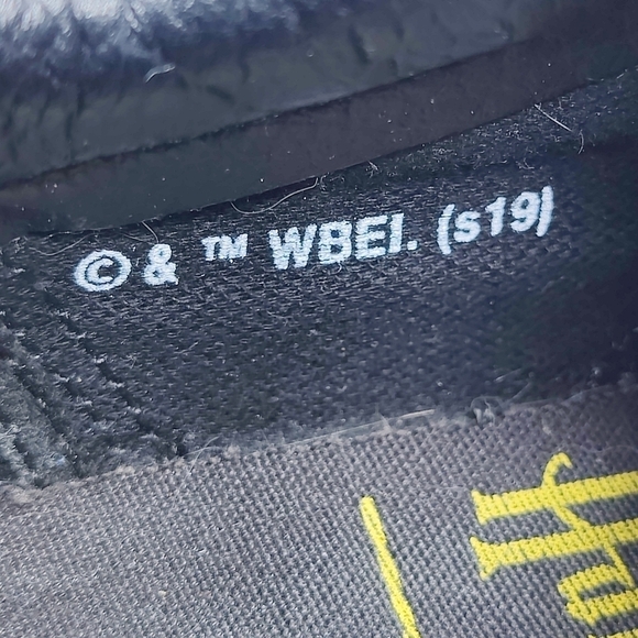 VANS X Harry Potter Golden Snitch Old Skool Sneaker Black Gold Unisex Mn 6 Wm7.5 - Picture 13 of 14